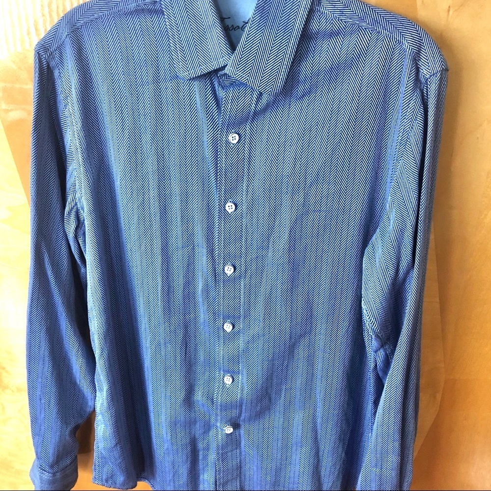 Tasso Elba blue button shirt